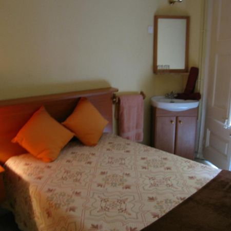 Pension Colmenero Barcelona Buitenkant foto
