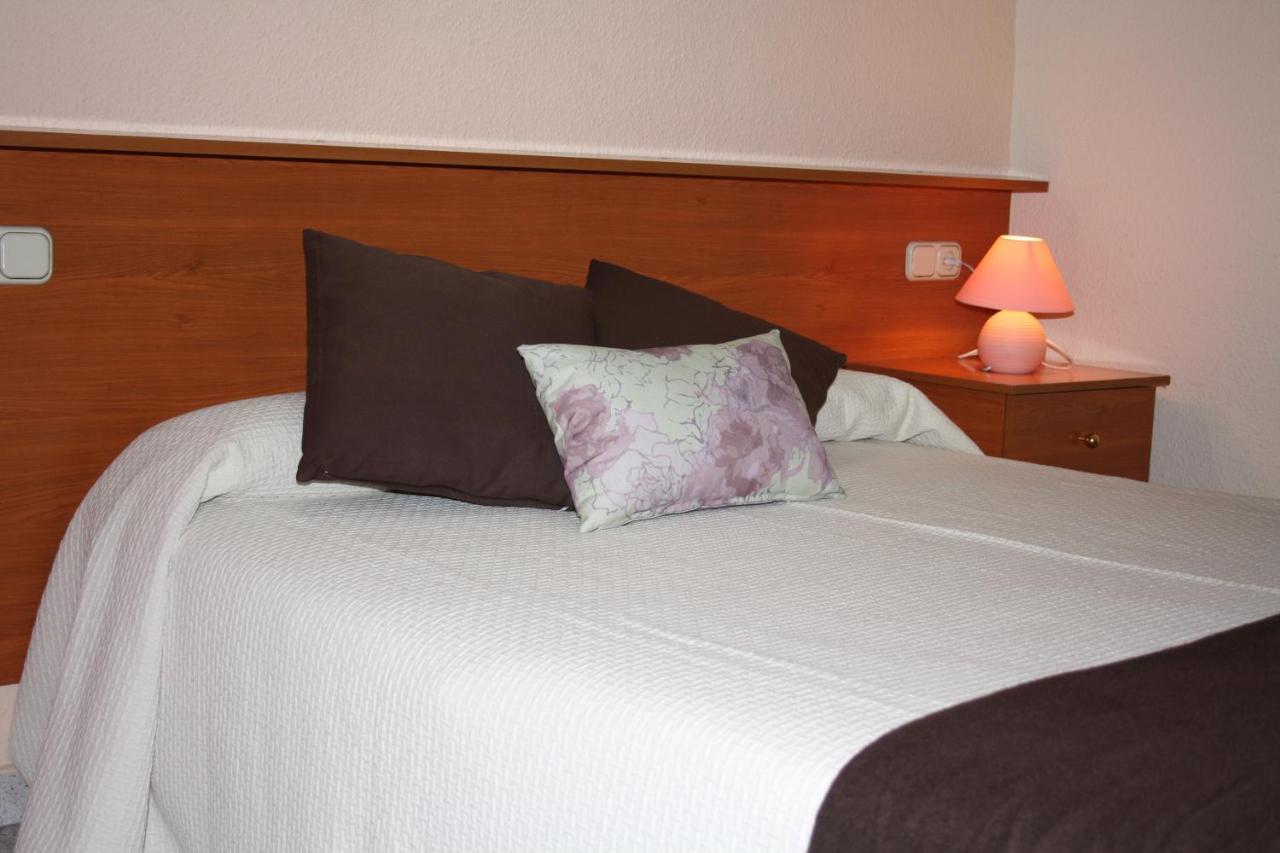 Pension Colmenero Barcelona Kamer foto
